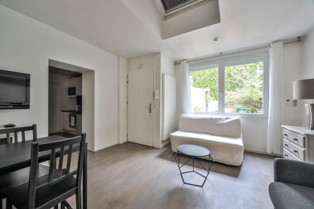 Studio 4P Calme/Full Equipped/Charonne/Perelachese Париж Екстериор снимка