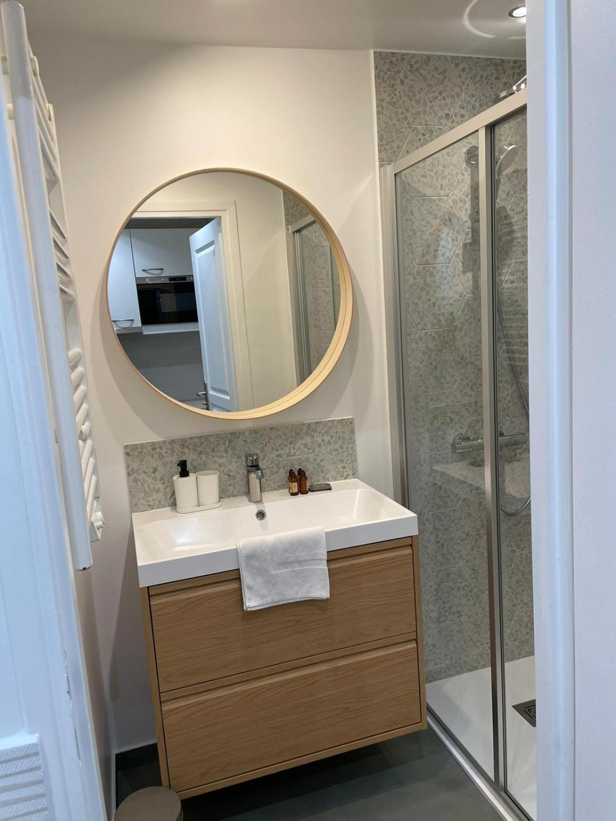 Studio 4P Calme/Full Equipped/Charonne/Perelachese Париж Екстериор снимка